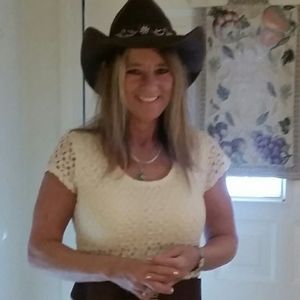 Meet your Posher, Vicki